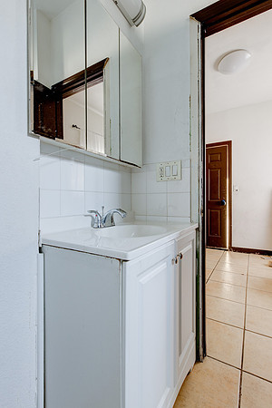 4605 W Imperial Hwy Inglewood Interior-017