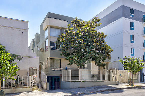 730 S Westlake Ave Exterior-6