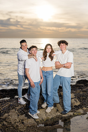 Family Photos Crystal Cove Newport Beach Ca-082