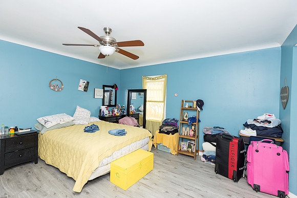 432 W Palm St-074