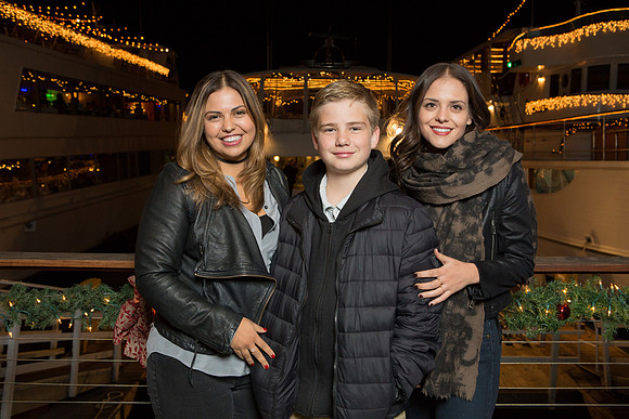 Newport Christmas Light Parade-66