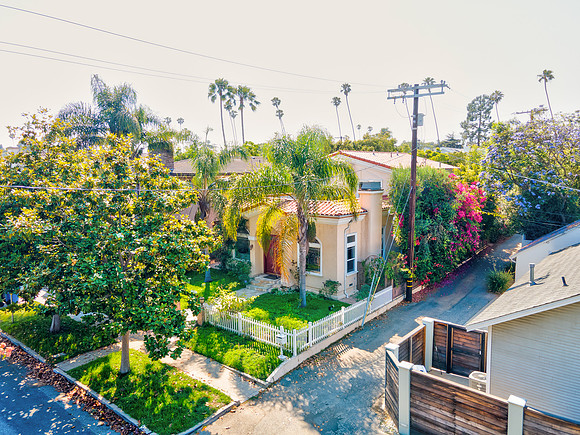 12219 Darlington Ave Drone-013