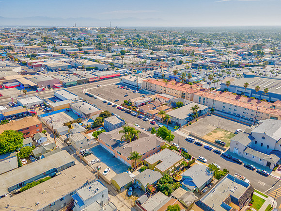 1133 Freeman Ave Drone-015