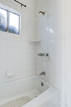 4605 W Imperial Hwy Inglewood Interior-016