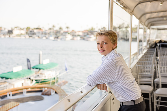 Icon Yacht - City Experiences -169