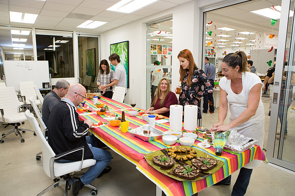 Uniregistry Salsa Contest 2017-72