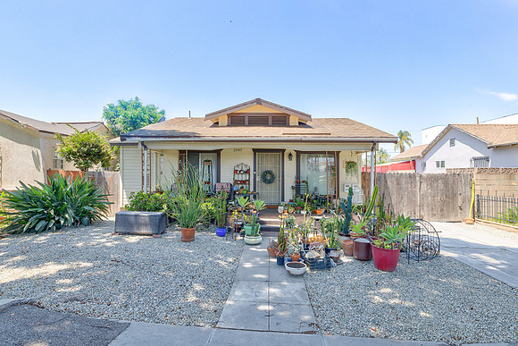 2945 West Blvd Exterior-008