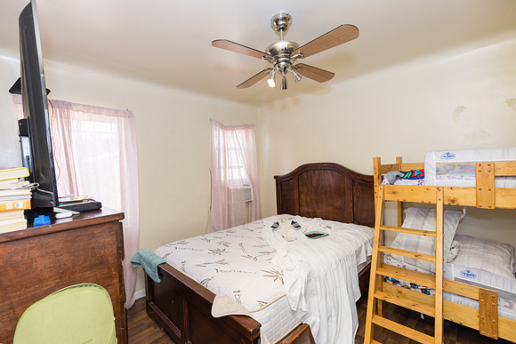 432 W Palm St-002
