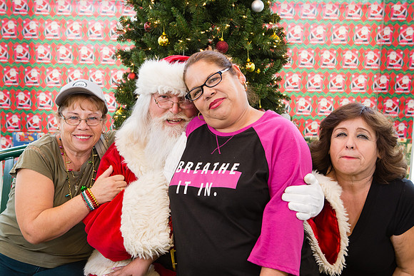 Pizza with Santa-155