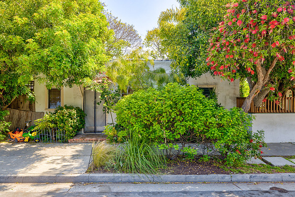 2639 Highland Ave Santa Monica Exterior-011