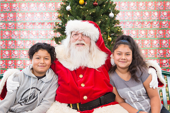 Pizza with Santa-138