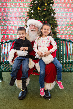 Pizza with Santa-117