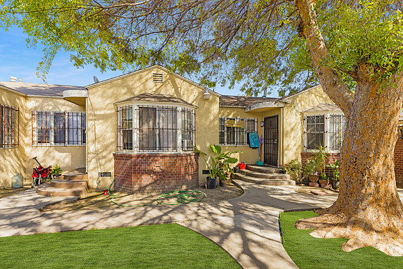 432 W Palm St-004