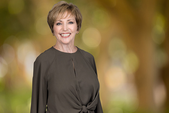 Real Estate Headshot Photographer Long Beach-001