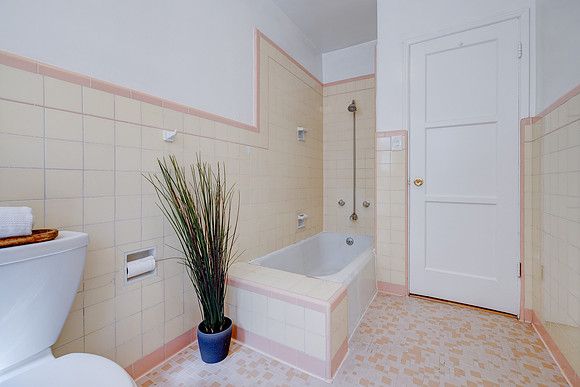 4245 E 14th St Interior-66