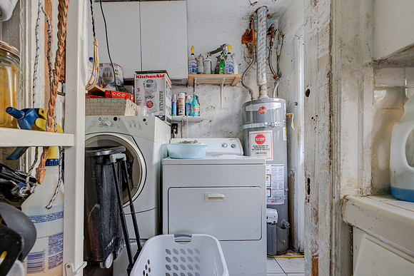 1031 W 57th Street-028