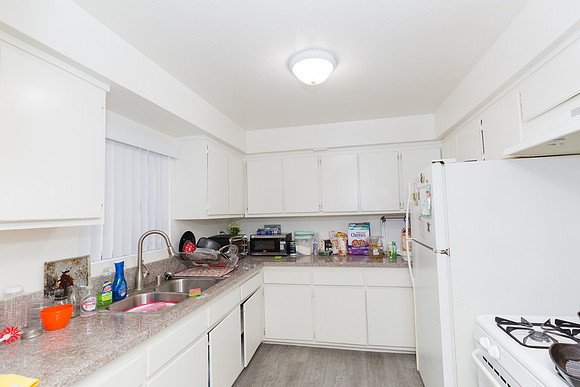 1626 w 104th st-44
