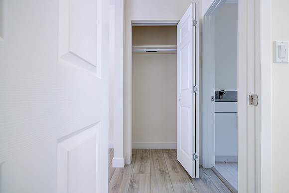 2945 West Blvd Interior-015