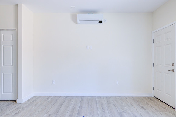 2945 West Blvd Interior-026