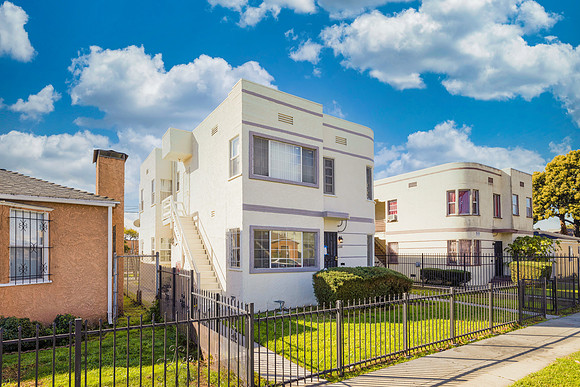 1144 W 57th St Los Angeles-001