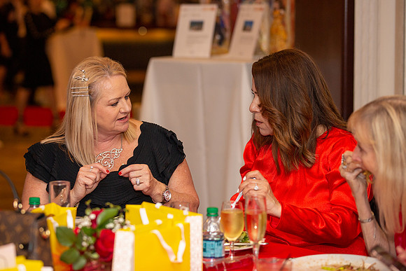Love is in the air - The Grand Long Beach - David England Photography-119