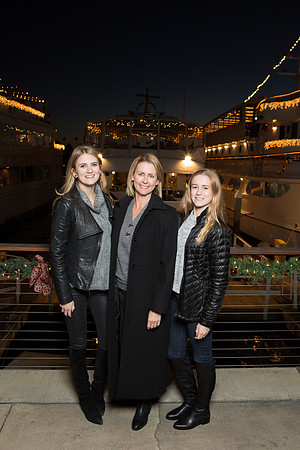 Newport Christmas Light Parade-4