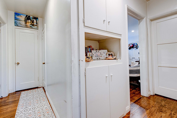 Interior 616 Sheldon Street-007