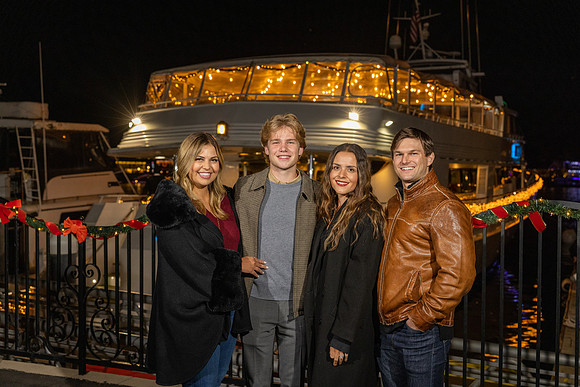 City Cruises Holiday Photos - Newport Beach-94