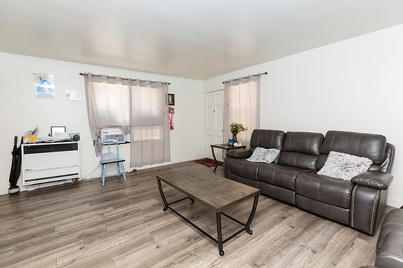 Real Estate Photographer Lbc - 1094 Cherry Ave-48