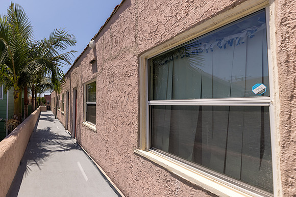 1101 Cherry Ave Long Beach-074
