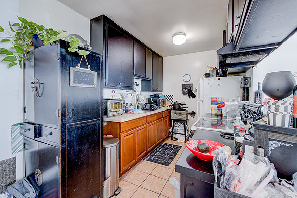 1133 Freeman Ave Interior-010