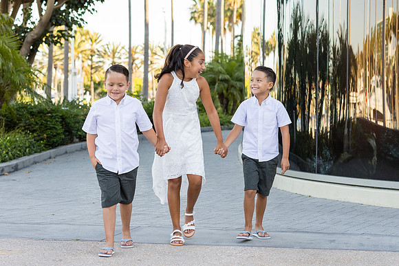 Family Photographer Long Beach Ca - Family Photos Shoreline Village Long Beach Ca-004
