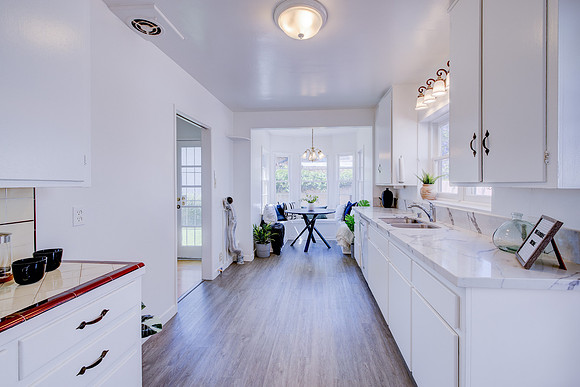 4245 E 14th St Interior-26