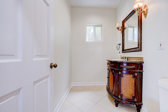 12219 Darlington Ave-Interior-035