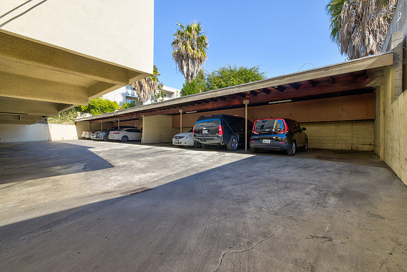 756 Inglewood Outside-015
