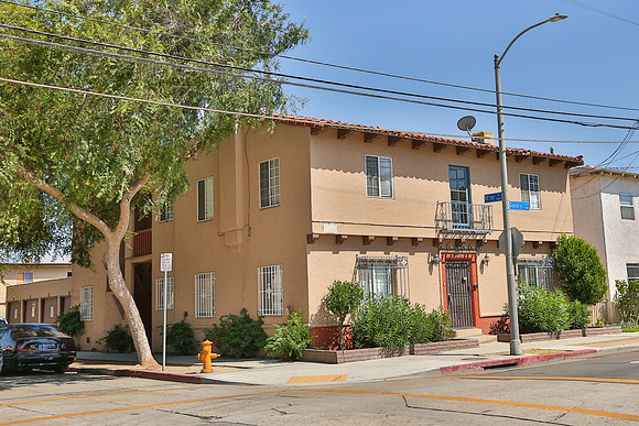 1640 Gundry Ave LB-19