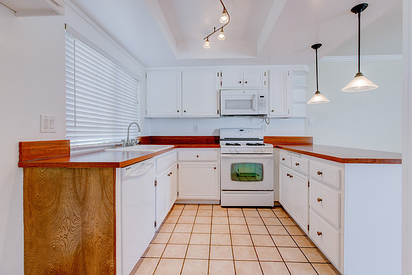1790 Silver Maple Drive - Interior-010