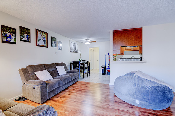1133 Freeman Ave Interior-039