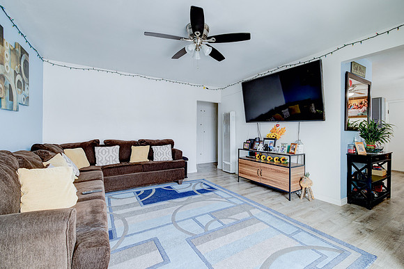 4316 W 163rd Lawndale Interior-014
