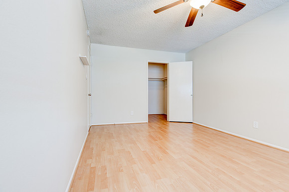 1790 Silver Maple Drive - Interior-066