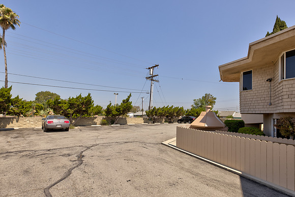 11311 La Mirada Exterior-26