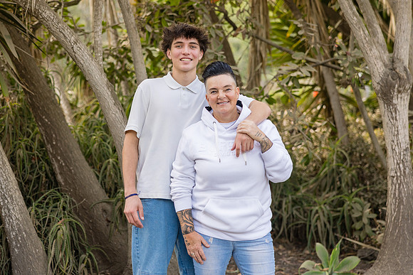 Family Photos Crystal Cove Newport Beach Ca-018