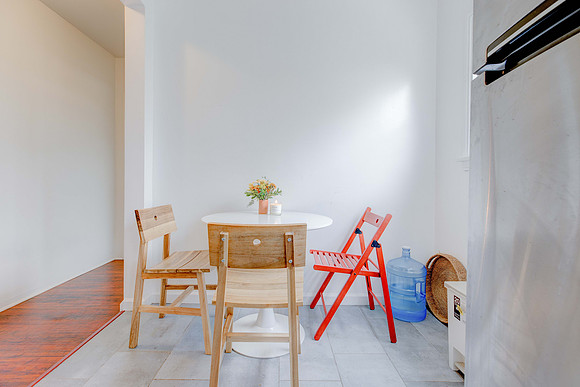 Interior 616 Sheldon Street-042