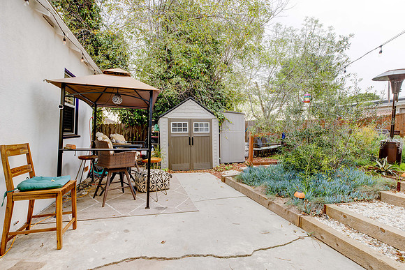 Exterior 616 Sheldon Street-008