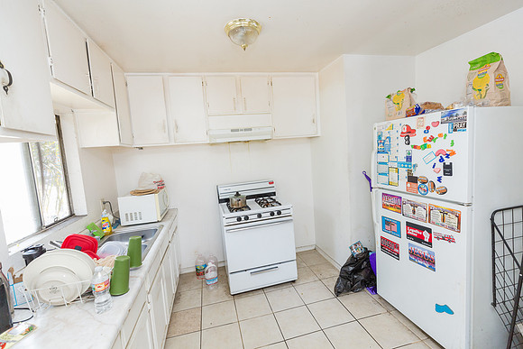10413 S Main Street - Real Estate Photographer Los Angeles-34