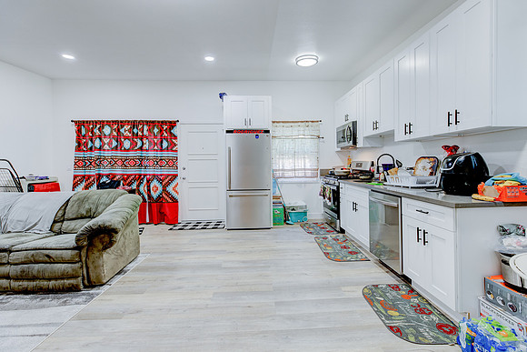 10223 Crenshaw Blvd Inglewood Interior-037