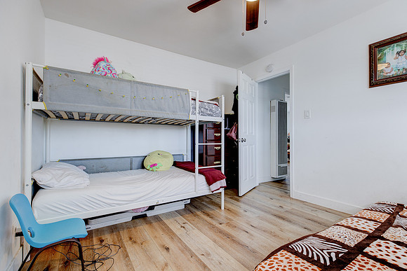 1720 Cerritos Ave-003