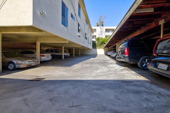 Small File -756 Inglewood Exterior-024