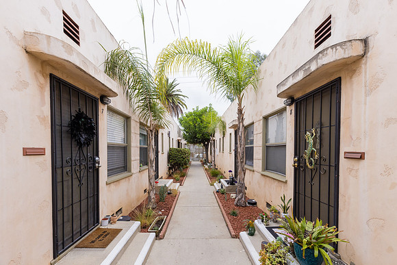 733 Daisy Ave-015