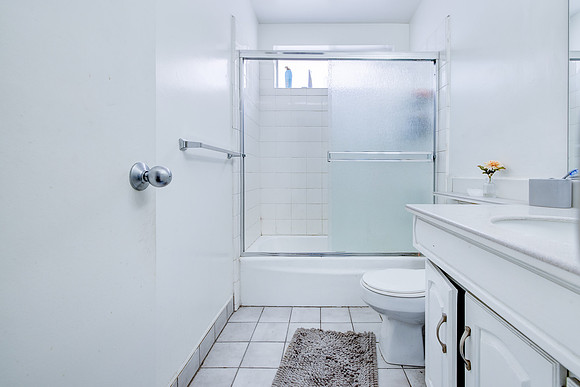 3729 Glendon Ave Interior-053